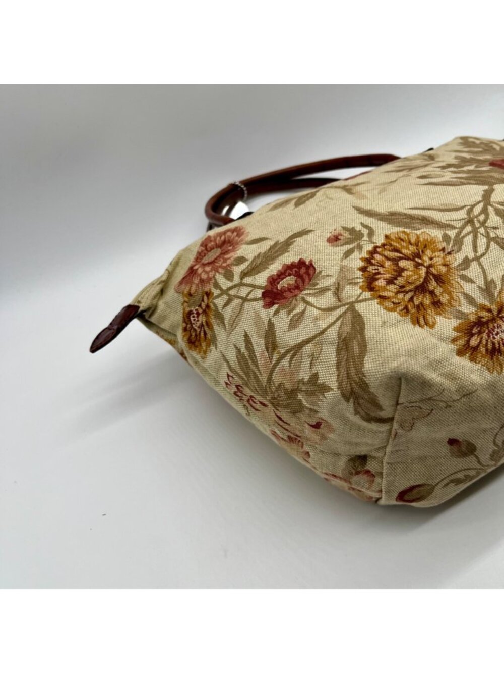 Brighton Vintage Fabric Flap Shoulder Bag - Picture 9 of 10